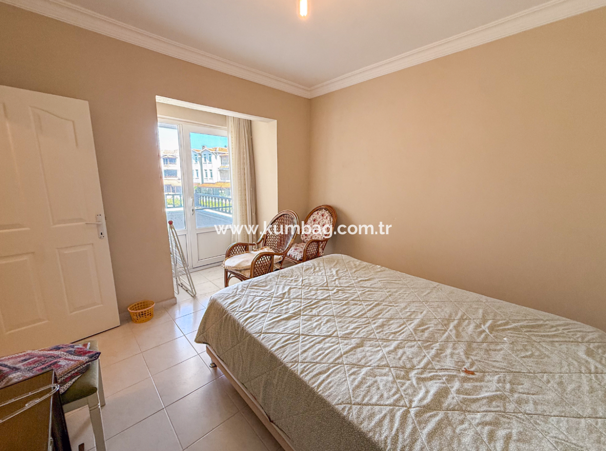 Triplex Villa For Sale In A Site With A 50 Mt Pool To Kumbağ Sea