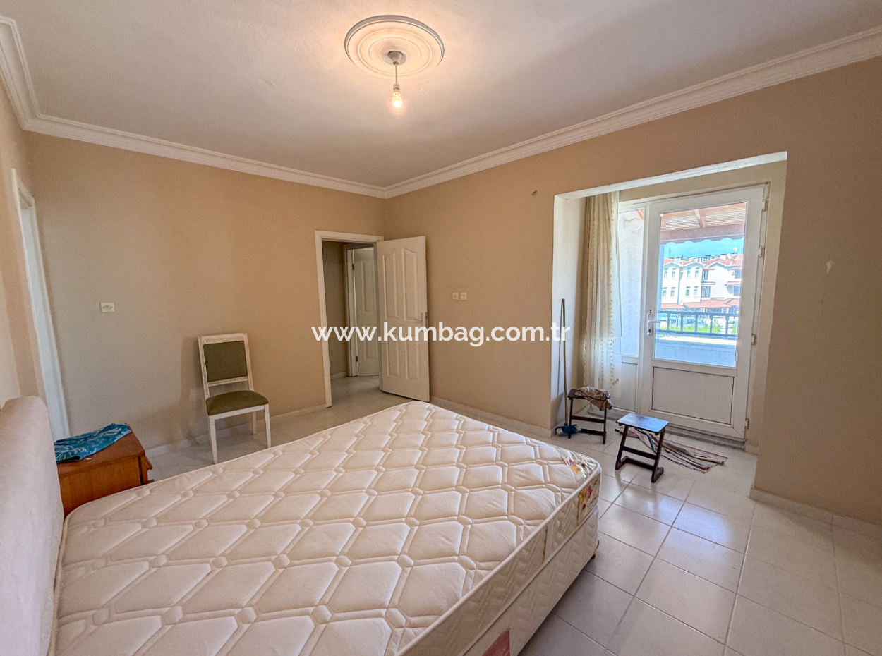 Triplex Villa For Sale In A Site With A 50 Mt Pool To Kumbağ Sea