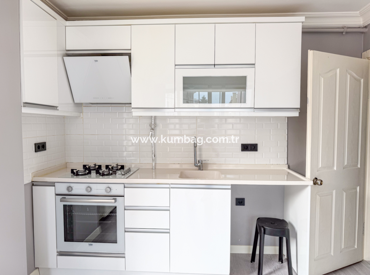 2 1 Flats For Sale In A Central Location In Kumbağ, Very Close To The Sea