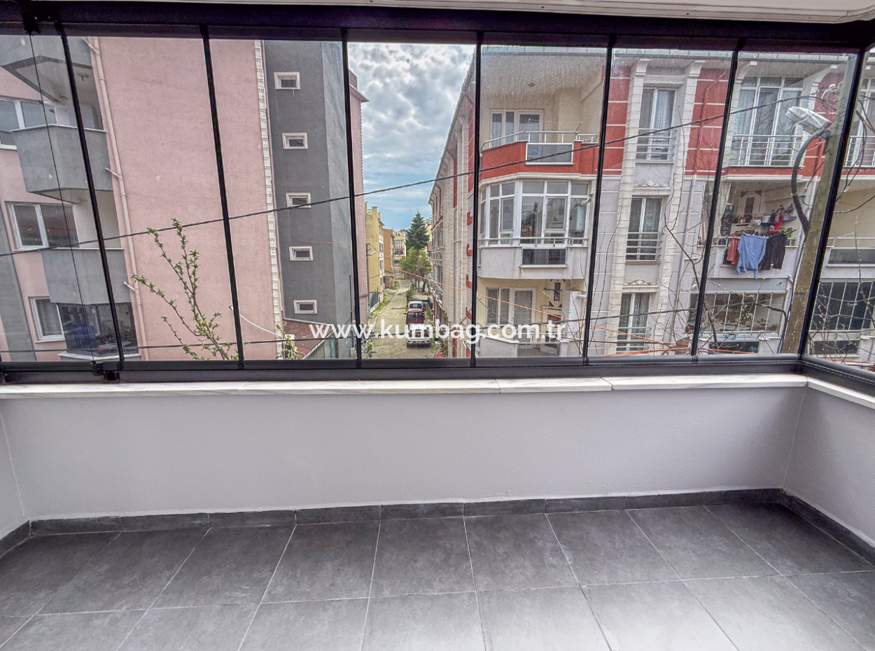 2 1 Flats For Sale In A Central Location In Kumbağ, Very Close To The Sea