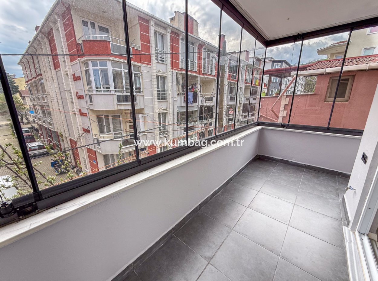 2 1 Flats For Sale In A Central Location In Kumbağ, Very Close To The Sea