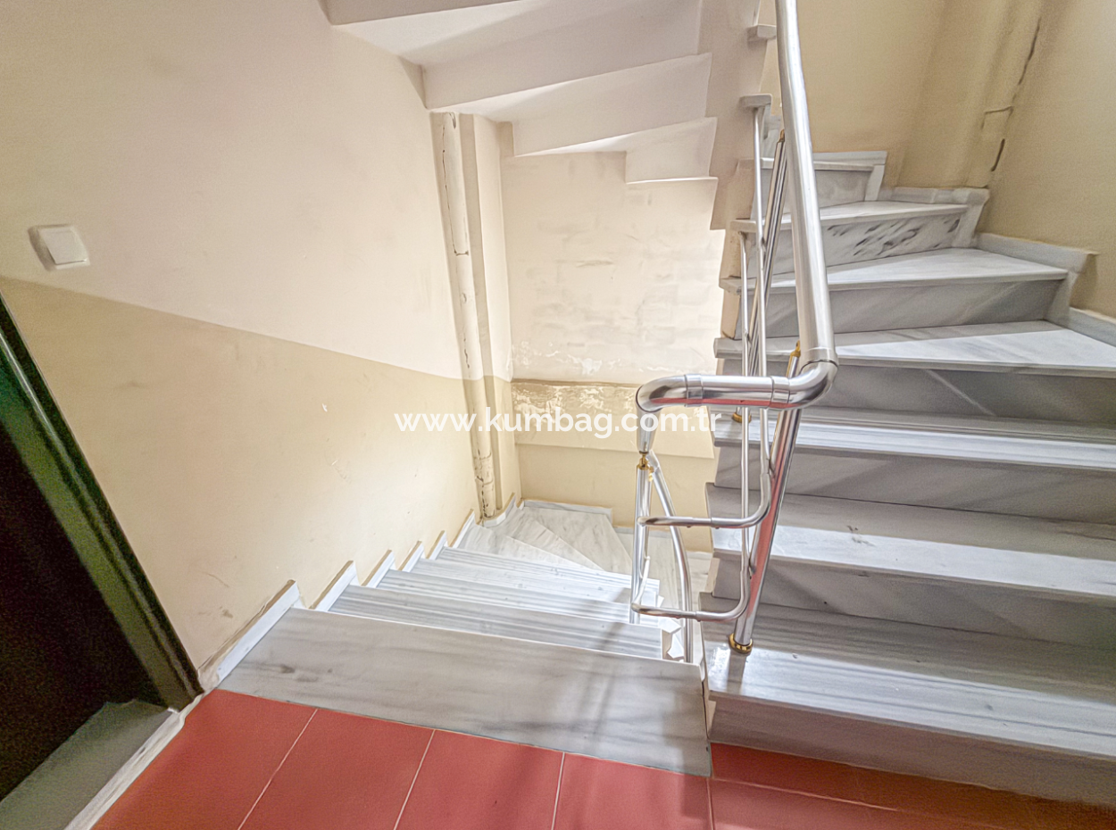 2 1 Flats For Sale In A Central Location In Kumbağ, Very Close To The Sea