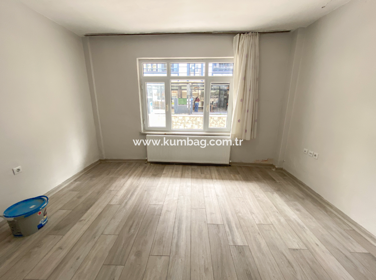 Spacious 2 1 Flat For Rent With Separate Kitchen On Kumbağ Market Street