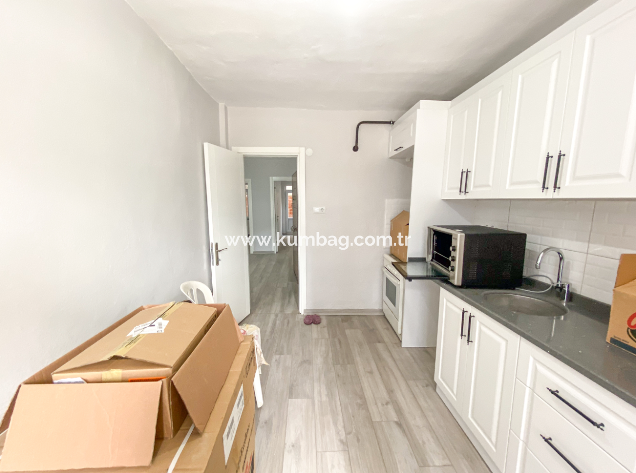 Spacious 2 1 Flat For Rent With Separate Kitchen On Kumbağ Market Street