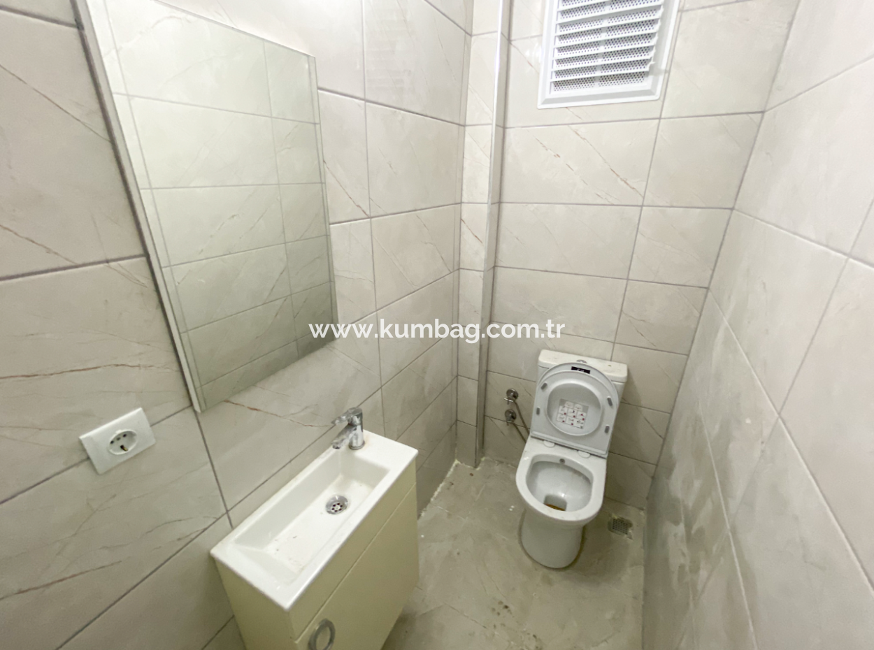 Spacious 2 1 Flat For Rent With Separate Kitchen On Kumbağ Market Street