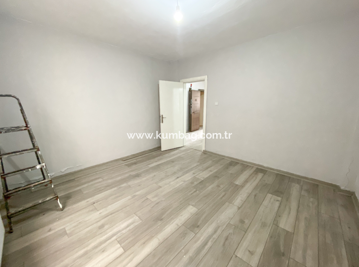 Spacious 2 1 Flat For Rent With Separate Kitchen On Kumbağ Market Street