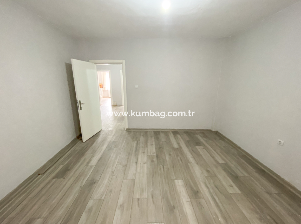 Spacious 2 1 Flat For Rent With Separate Kitchen On Kumbağ Market Street