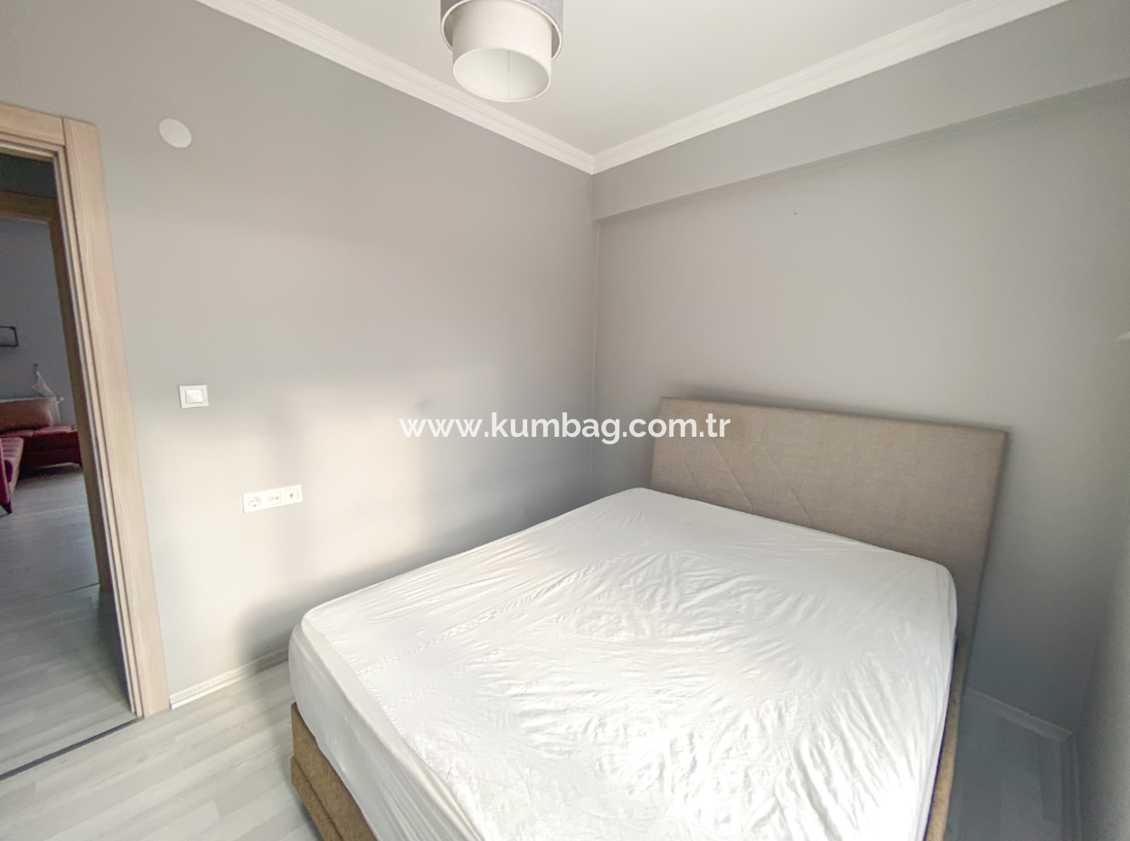 Furnished 2 1 Flat For Rent In A Building With Elevator In The Center Of Kumbağ
