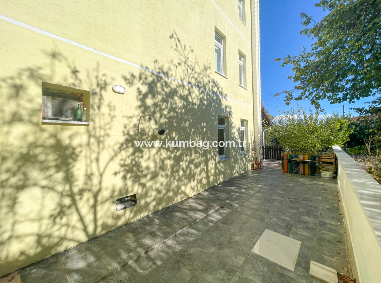 Kumbağ Triplex For Sale With Garden Settlement Close To The Sea 4 1 Villa