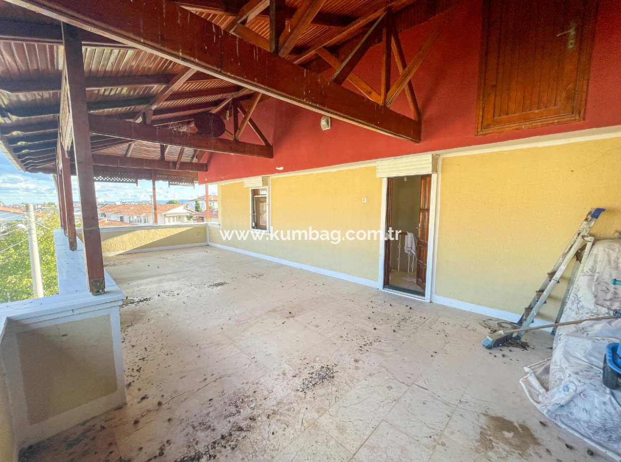 Kumbağ Triplex For Sale With Garden Settlement Close To The Sea 4 1 Villa