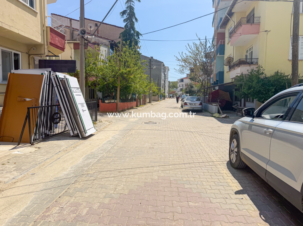 Spacious 2 1 Flat For Rent With Separate Kitchen On Kumbağ Market Street