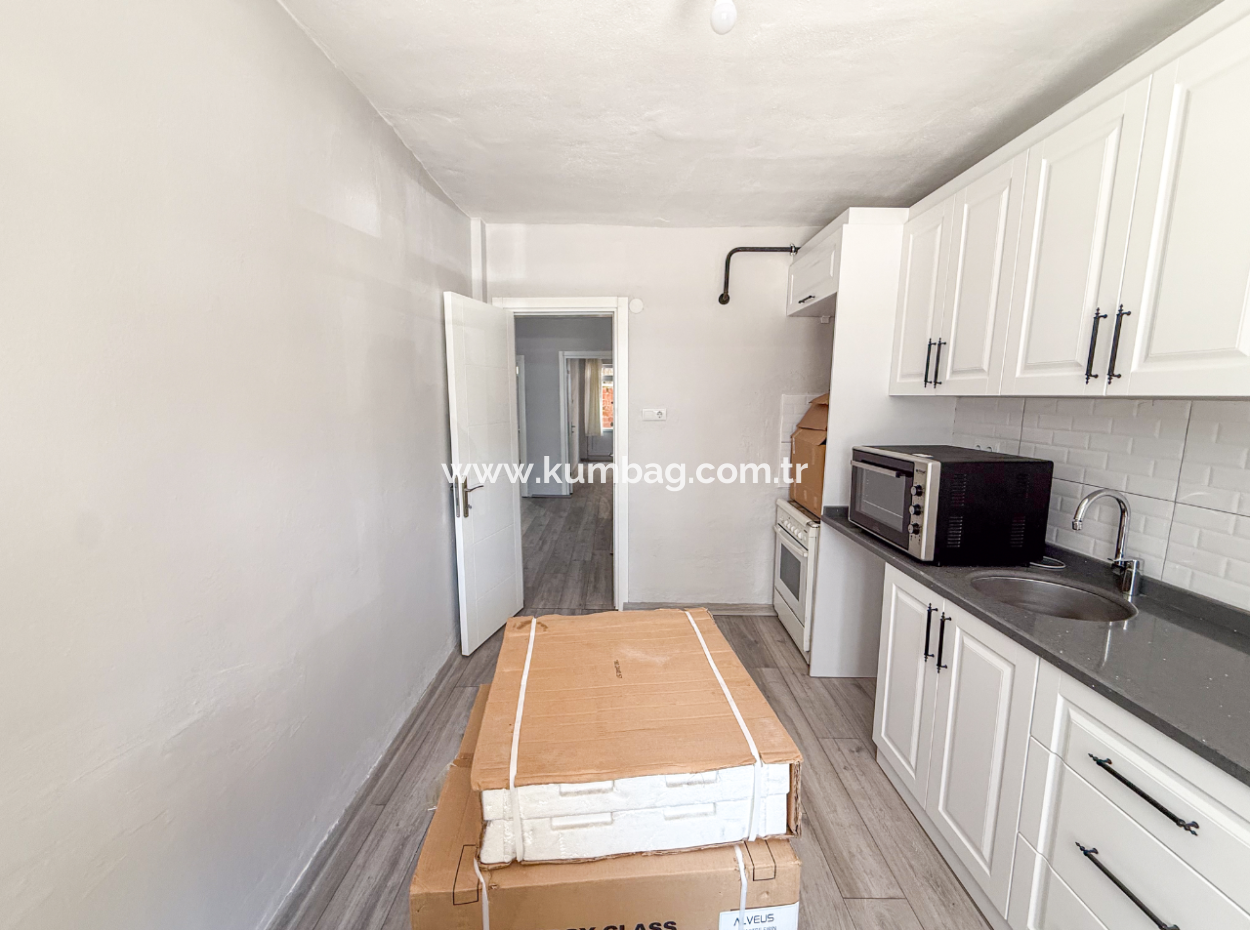 Spacious 2 1 Flat For Rent With Separate Kitchen On Kumbağ Market Street