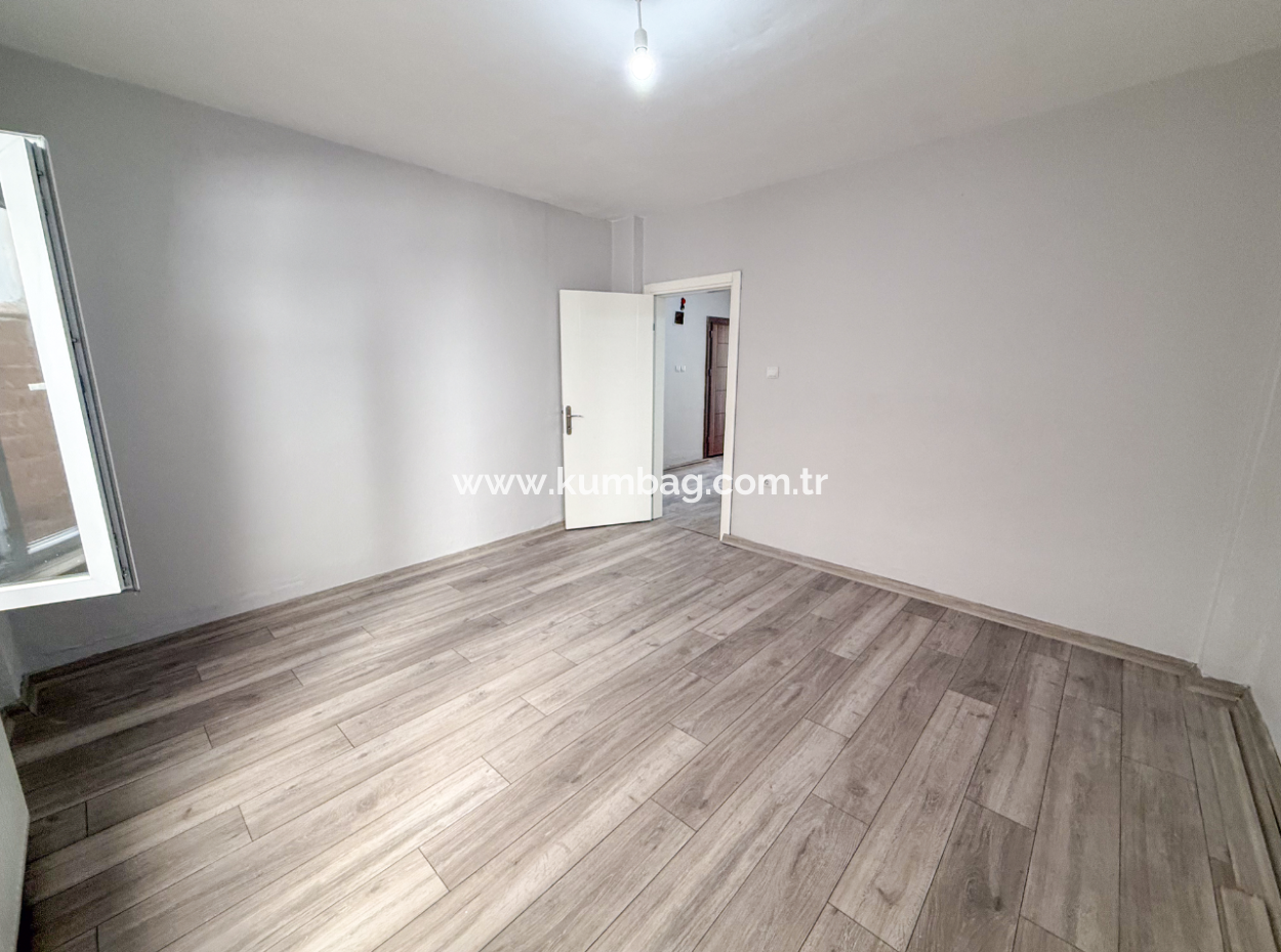 Spacious 2 1 Flat For Rent With Separate Kitchen On Kumbağ Market Street
