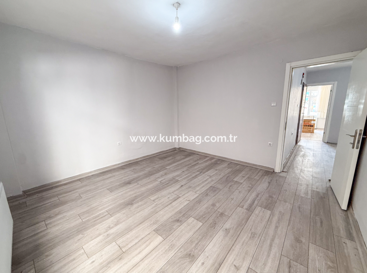 Spacious 2 1 Flat For Rent With Separate Kitchen On Kumbağ Market Street