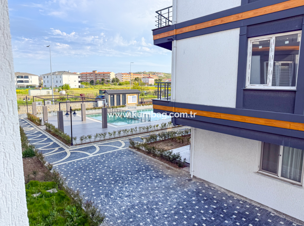 Furnished Luxury 2 1 Flat For Rent In Kumbağ Pool Site