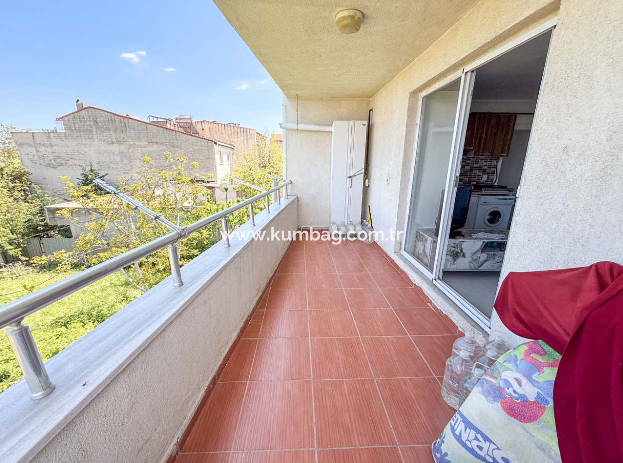 2 1 Flat For Rent Fully Furnished On The Main Street In Kumbağ