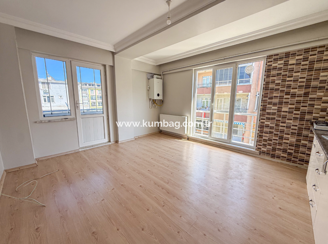 Spacious 2 1 Flat For Rent Close To The Sea In Kumbağ Village