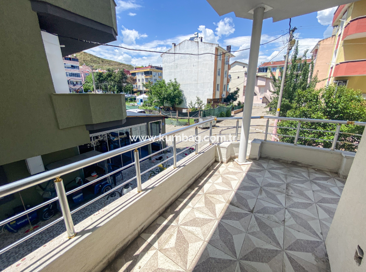 Furnished 2 1 Flats For Rent In The Center Of Kumbağ Close To The Sea