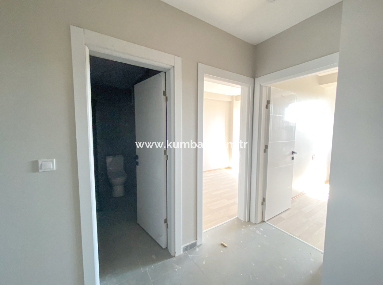 Luxury 2 1 Flat For Rent In A Complex With Pool Close To The Sea In Kumbağ