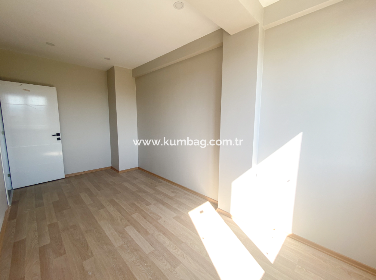 Luxury 2 1 Flat For Rent In A Complex With Pool Close To The Sea In Kumbağ