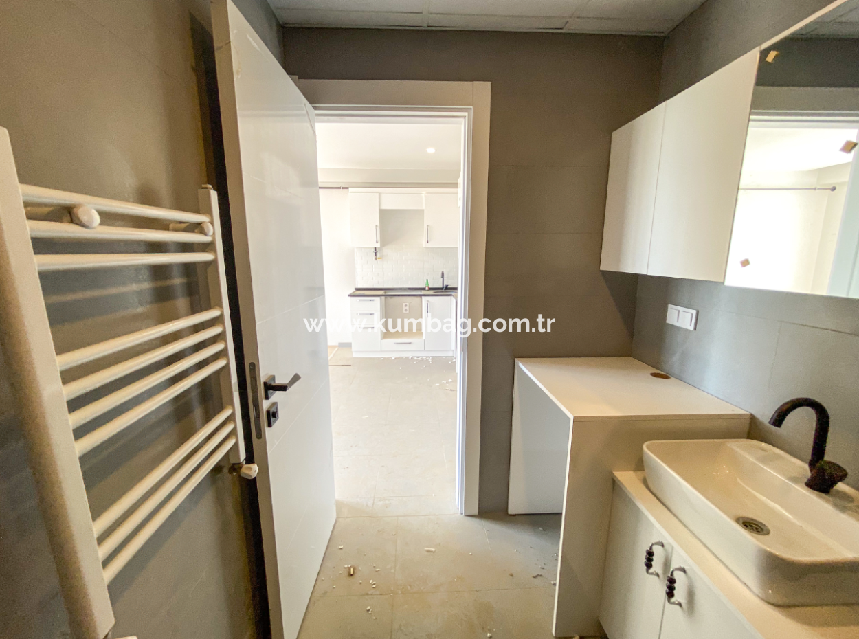 Luxury 1 1 Flat For Rent Close To The Sea In A Complex With Kumbağ Pool