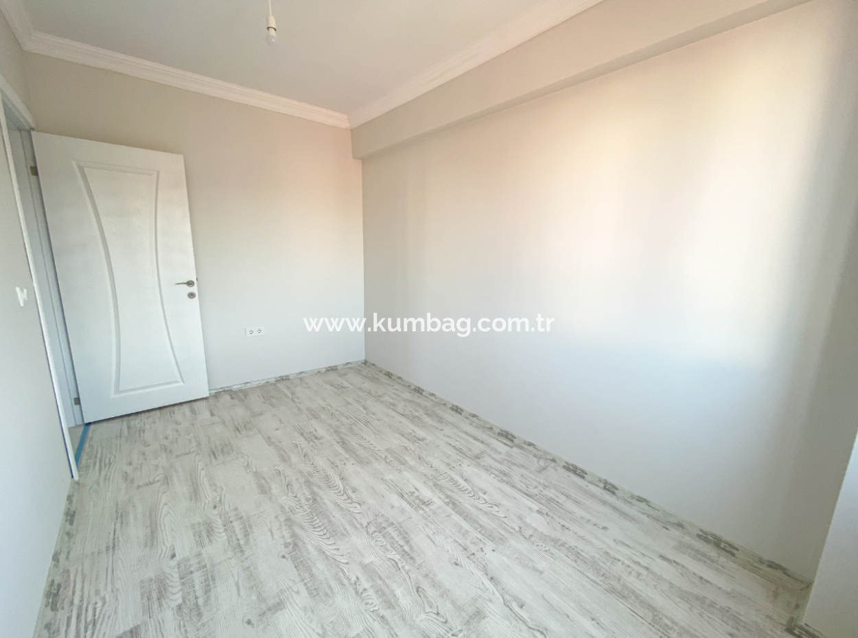Brand New 2 1 Flats With Elevator For Sale On Kumbağ Market Street