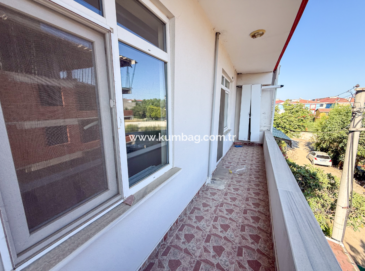 Spacious 2 1 Flat For Rent On The Sea Side Of The Street In Kumbağ