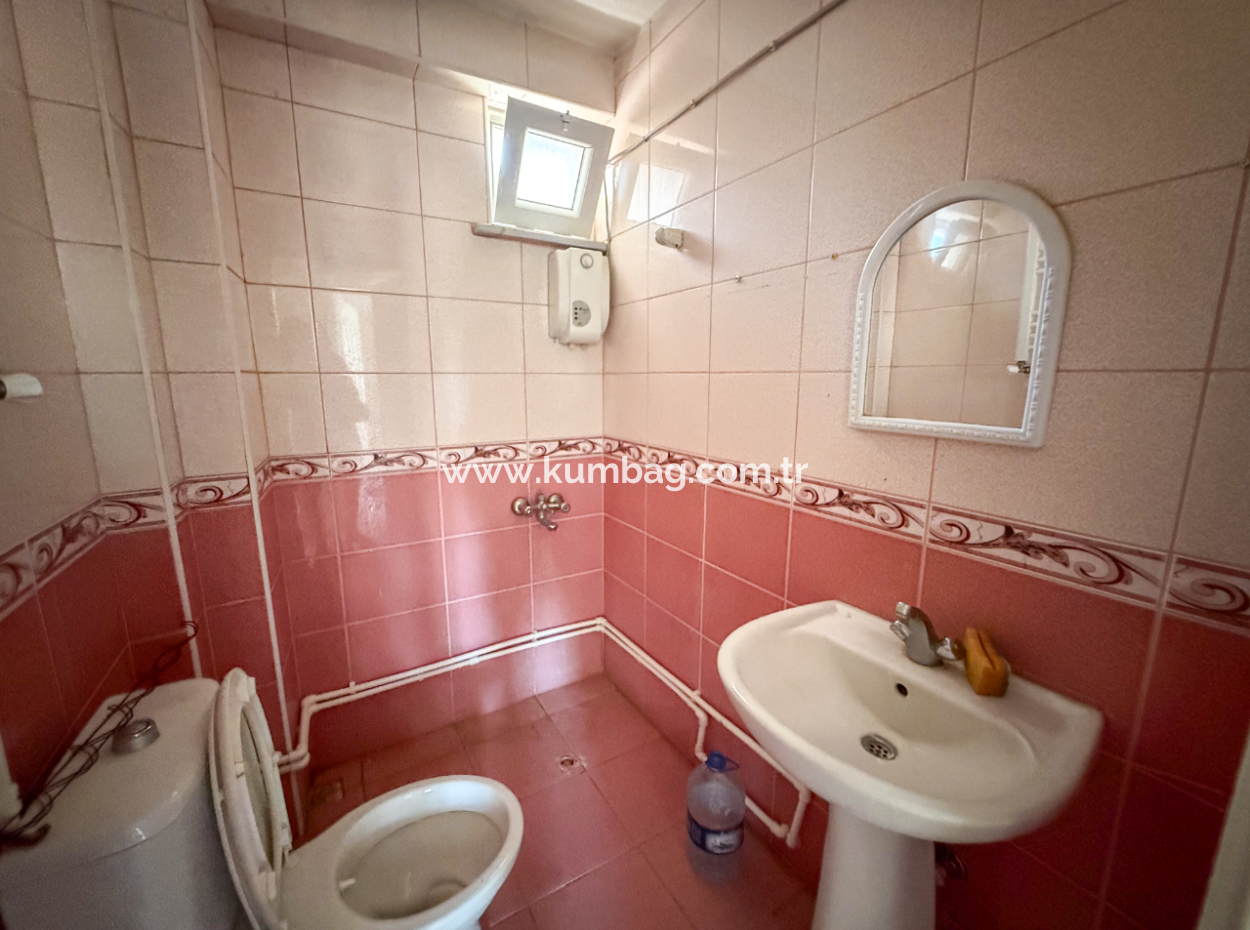 Spacious 2 1 Flat For Rent On The Sea Side Of The Street In Kumbağ