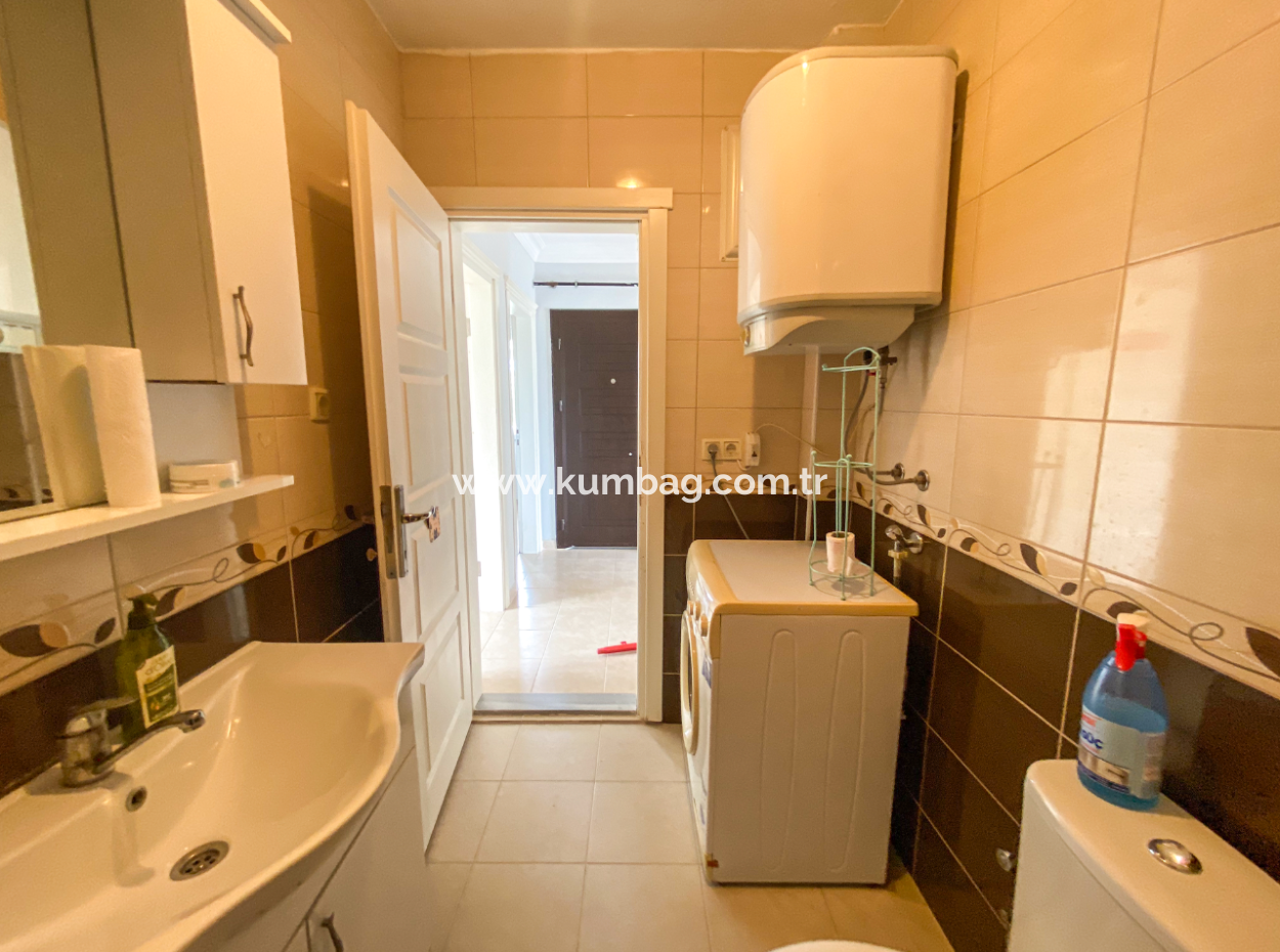 Spacious 2 1 Flat For Rent With Double Balcony In Central Location In Kumbağ