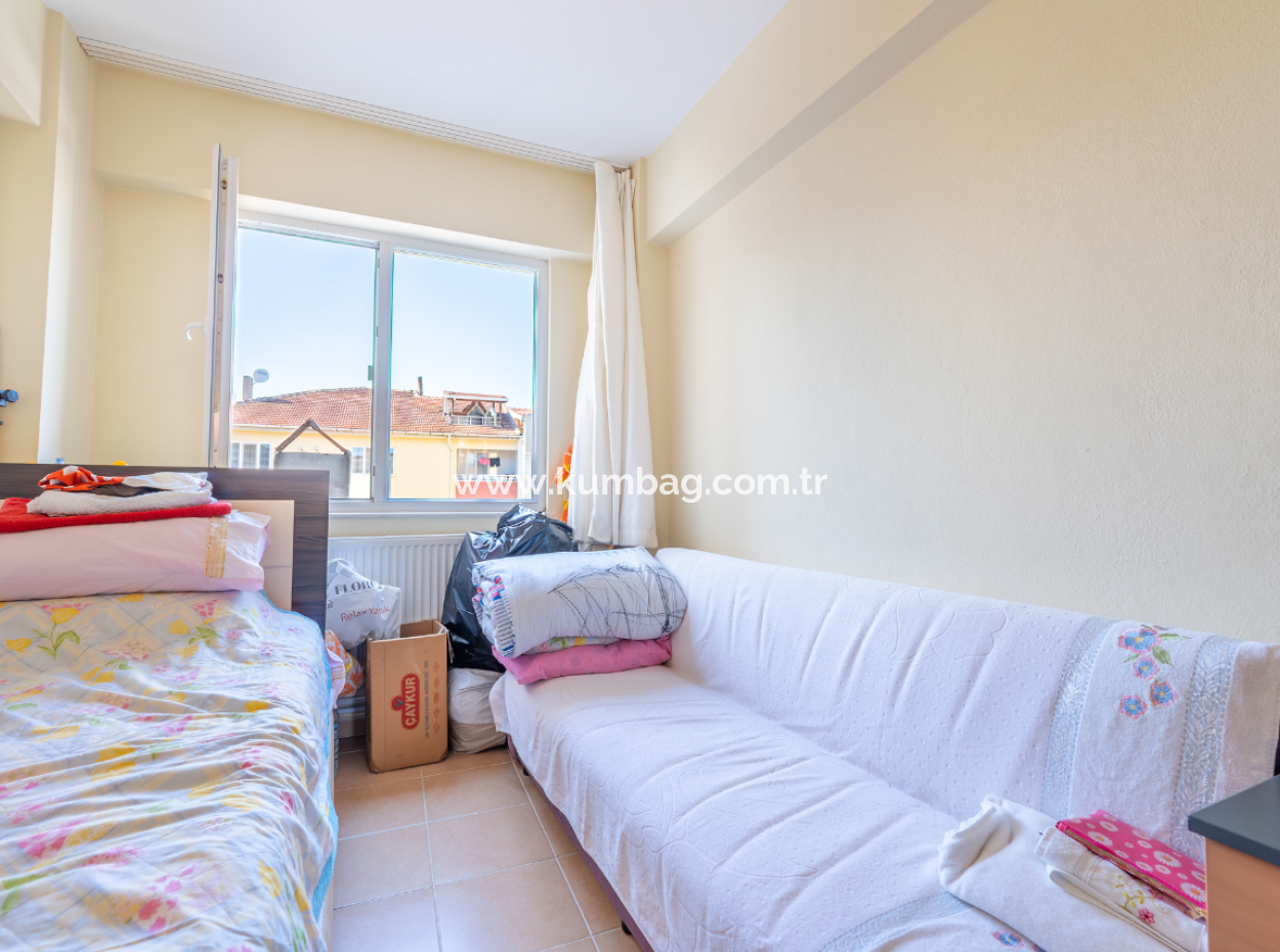 2 1 Flats For Sale In Kumbağ Market Street, Close To The Street And The Sea