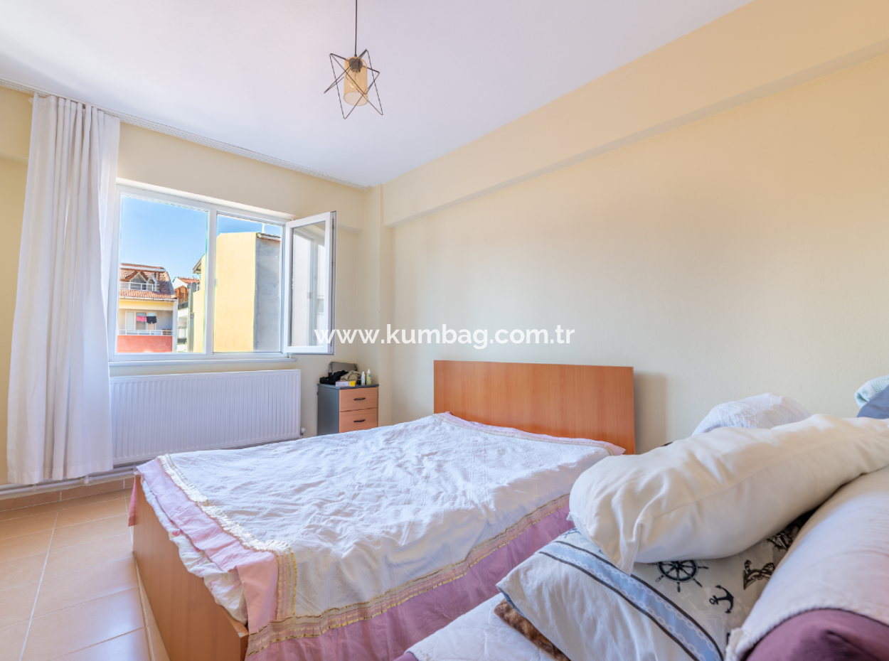 2 1 Flats For Sale In Kumbağ Market Street, Close To The Street And The Sea