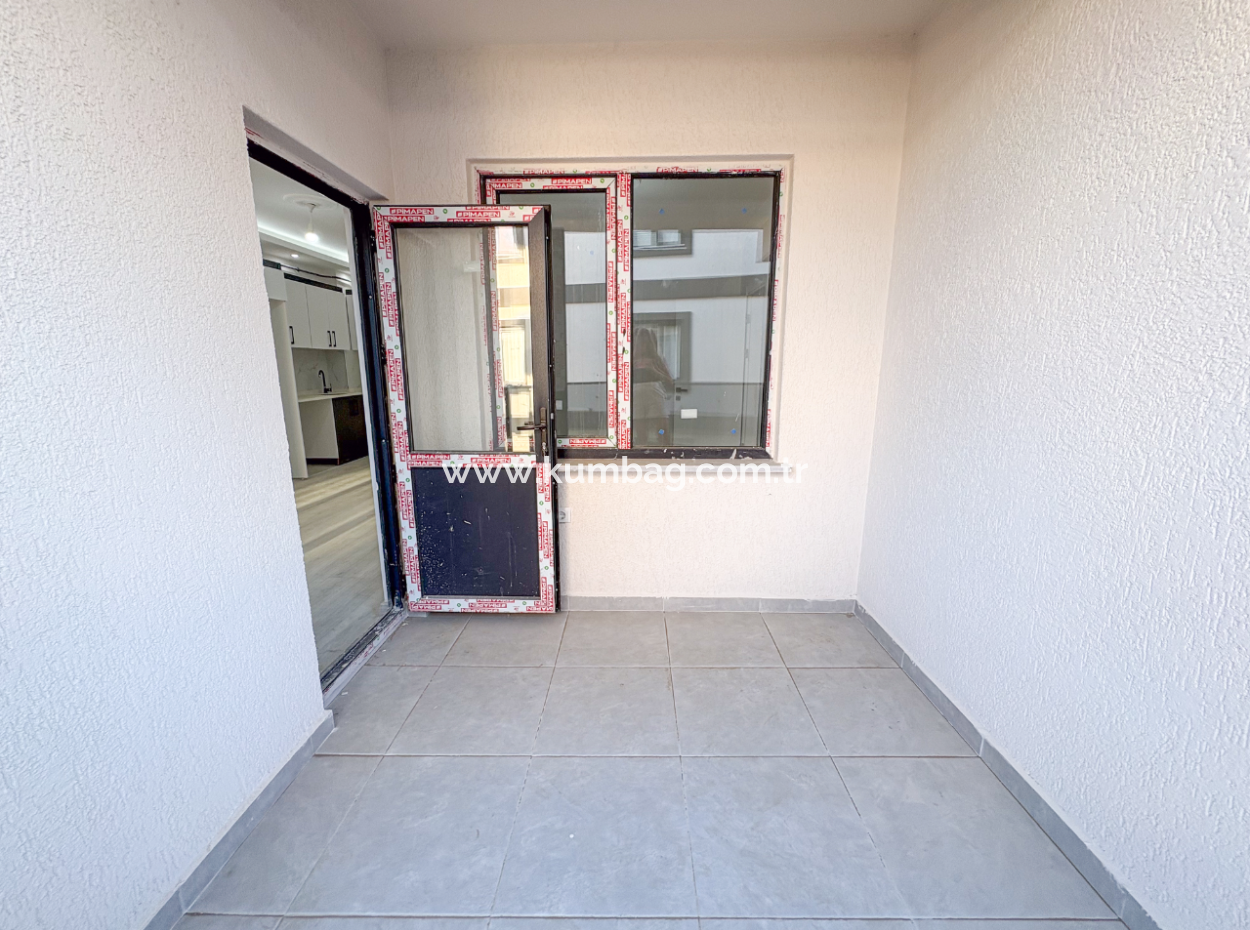 2 1 Flats For Sale In Kumbağ Luxury Pool Yonca Evleri Complex