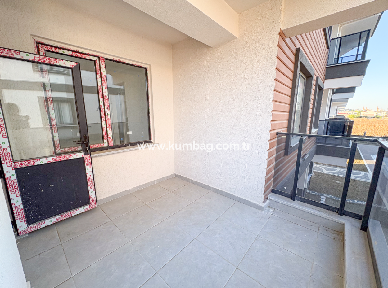 2 1 Flats For Sale In Kumbağ Luxury Pool Yonca Evleri Complex