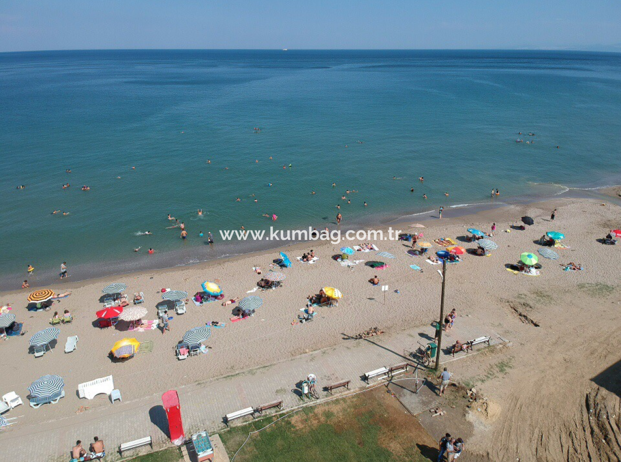Furnished 2 1 Flats For Sale In A Site With A Pool By The Sea In Kumbağ