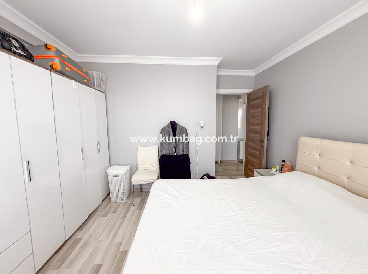 Furnished 2 1 Flats For Sale In A Site With A Pool By The Sea In Kumbağ