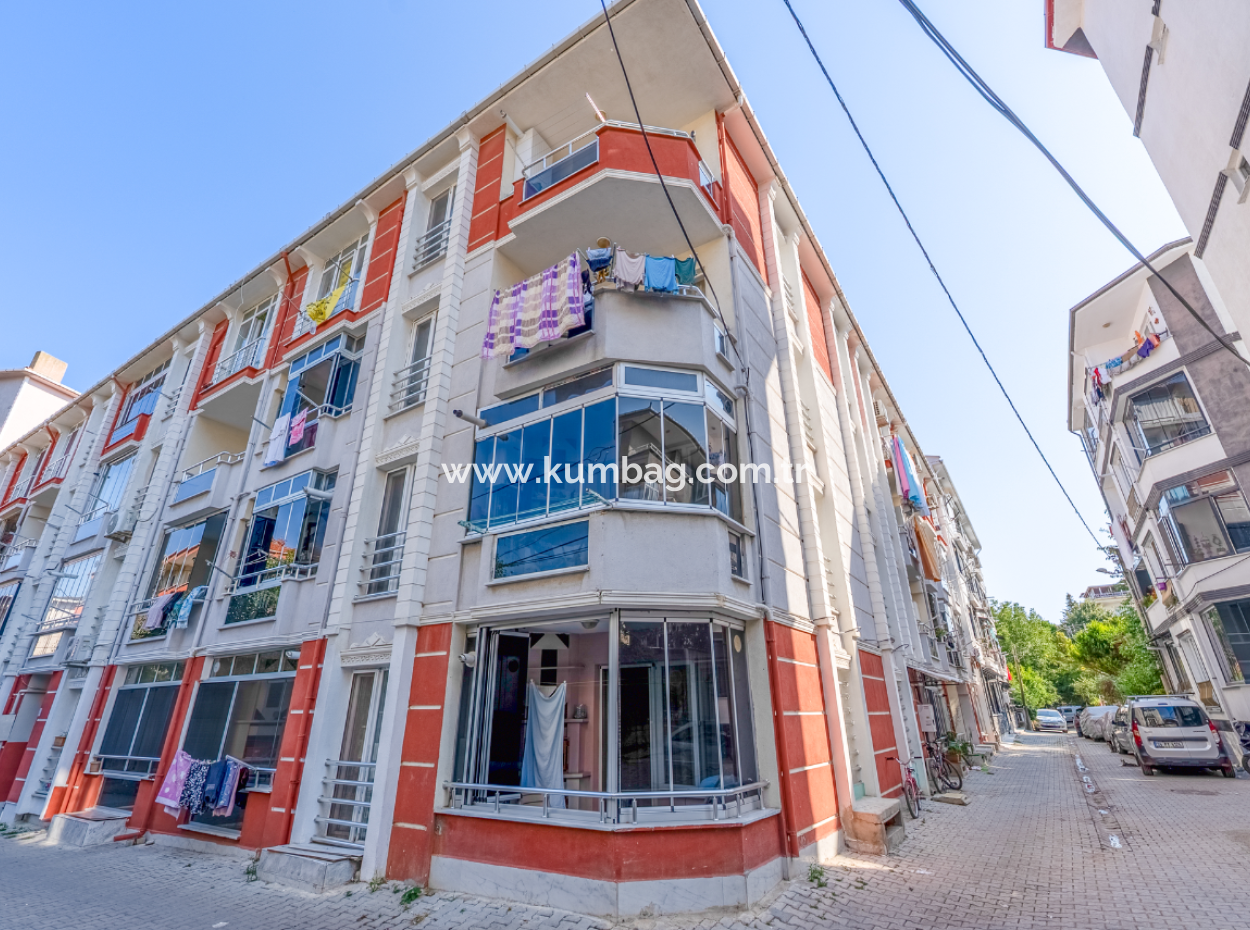 2 1 Spacious Flats For Sale In A Central Location Close To The Sea In Kumbağ