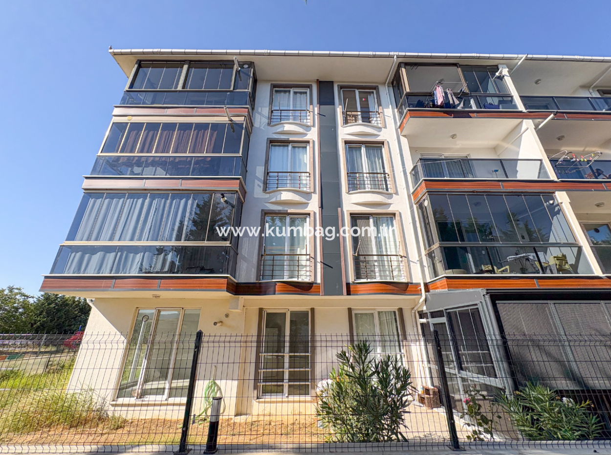 Corner For Sale With Large Garden With Settlement In A Site With Pool 1 1 Flat