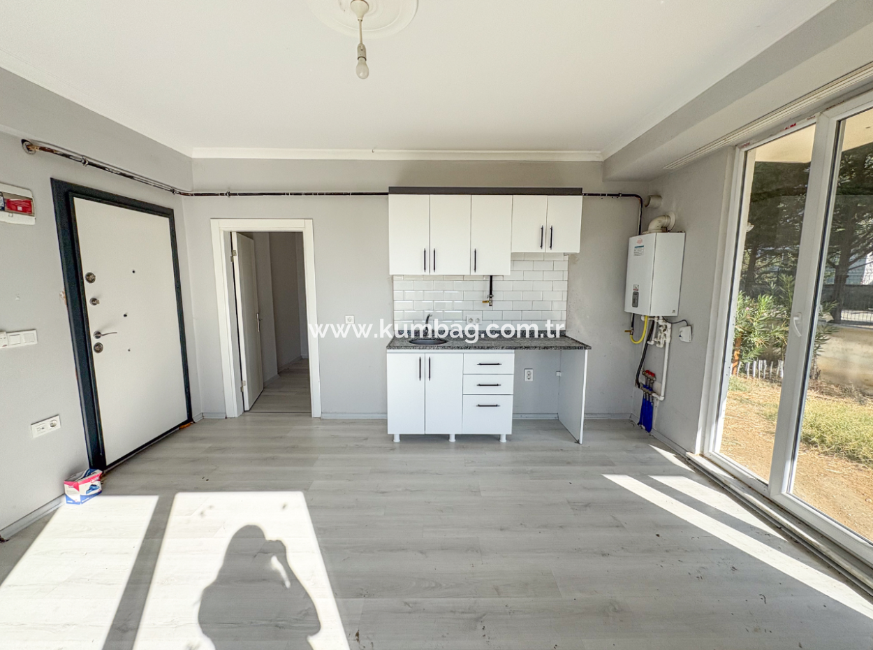 Corner For Sale With Large Garden With Settlement In A Site With Pool 1 1 Flat