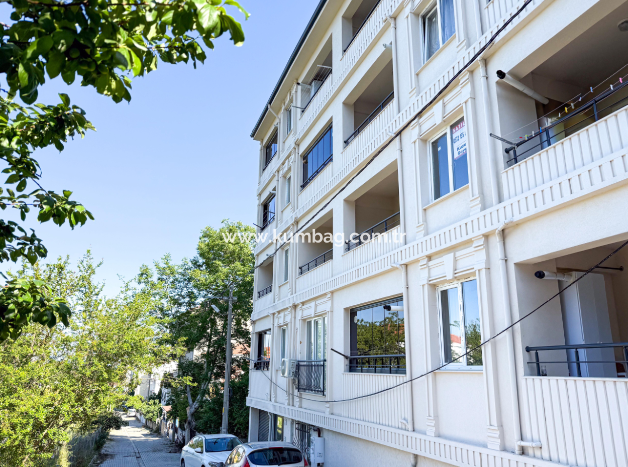 Spacious 2 1 Flat For Rent Behind Kumbağ Migros