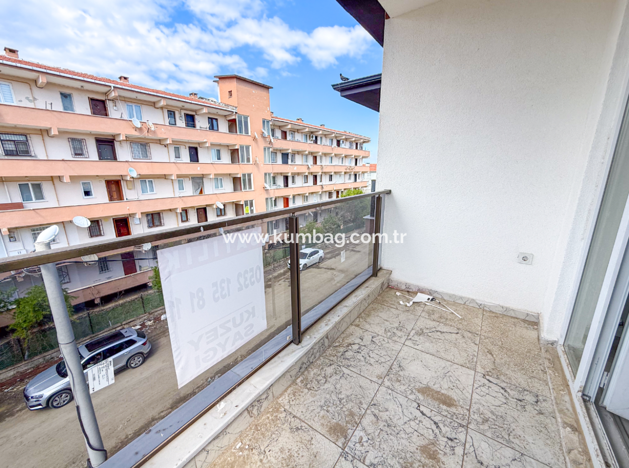 Spacious And Close To The Sea New Flat For Rent 2 1 Flat In Kumbağ New Building