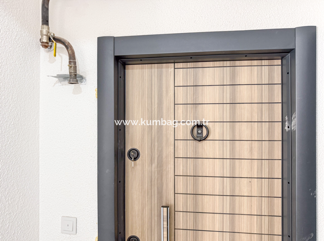 Spacious And Close To The Sea New Flat For Rent 2 1 Flat In Kumbağ New Building