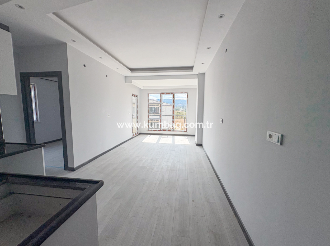 2 1 Flats For Sale In Ova Kent 2 Complex With Luxury Pool In Kumbağ