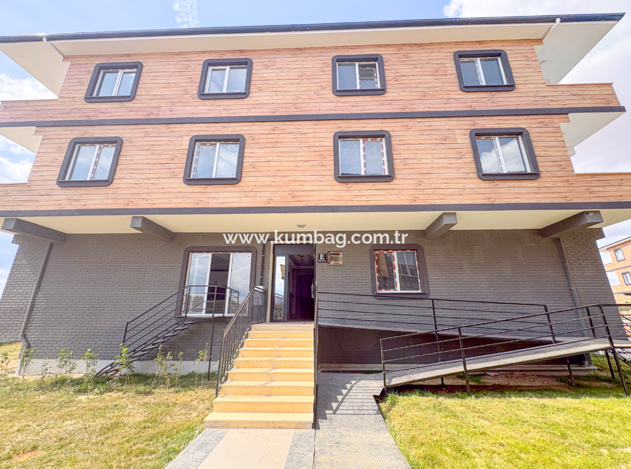 2 1 Flats For Sale In Ova Kent 2 Complex With Luxury Pool In Kumbağ