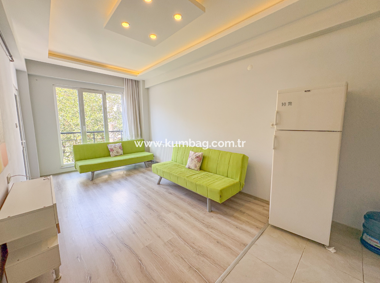 1 1 Flat For Sale With Elevator In The Very Center Of Kumbağ
