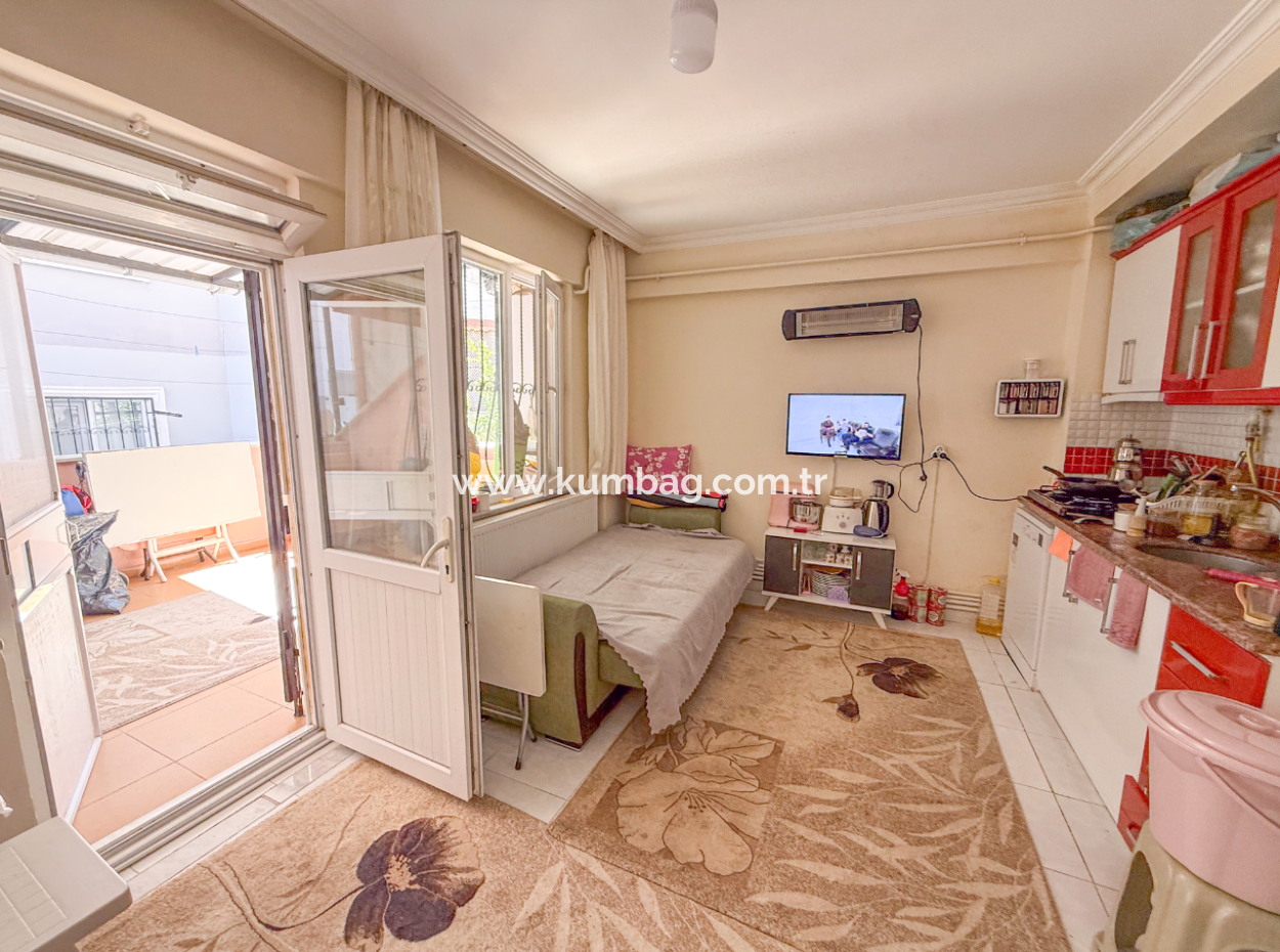 1 1 Flat With Garden For Sale In A Central Location In Kumbağ