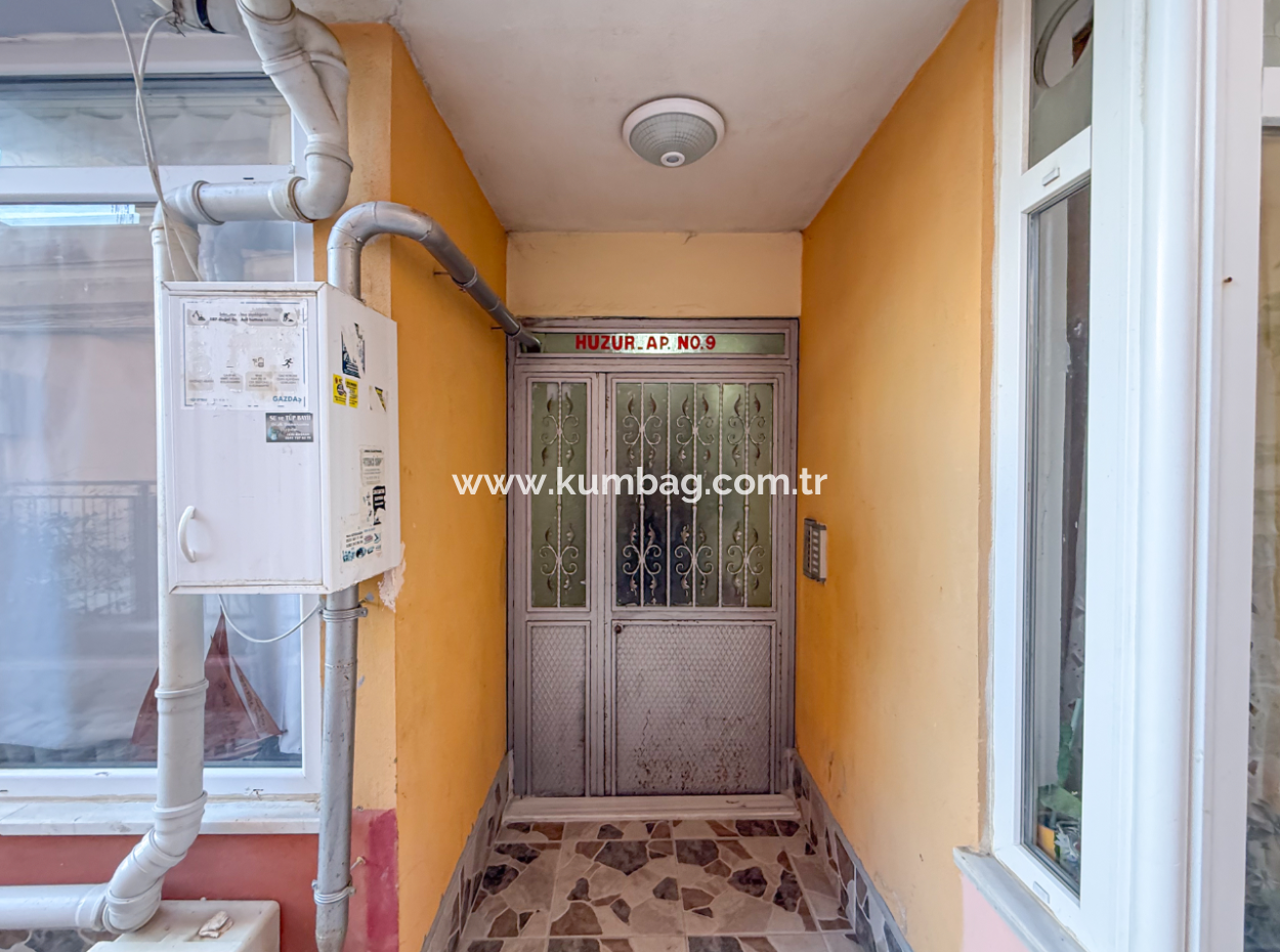 1 1 Flat For Sale In A Residential Condominium Building In The Center Of Kumbağ