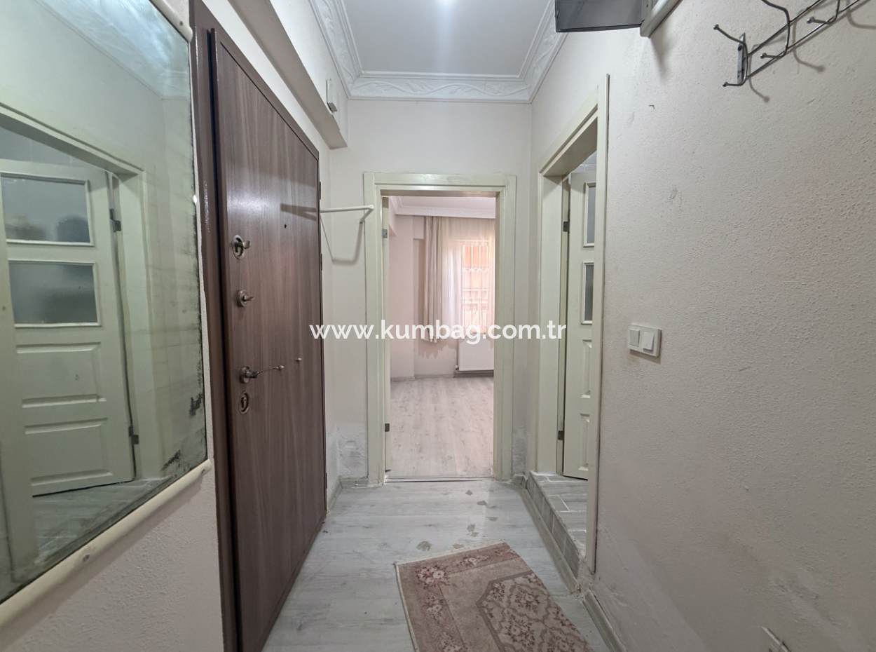 1 1 Flat For Sale In Kumbağ Close To The Market And Street