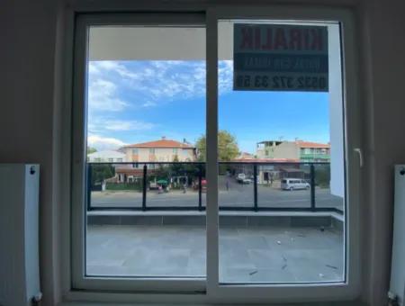 Kumbağ Ana Cadde Üzerinde Yaz-Kiş Kiralik 2+1