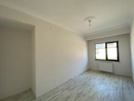 Kumbağ'da Denize Yakin Yeni Bitmiş Sifir Satilik 1+1 Daire