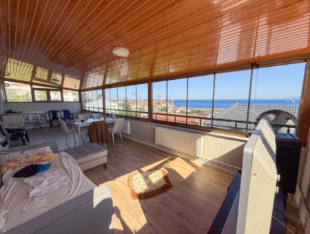 Triplex Detached House For Sale With Sea View And Street Front